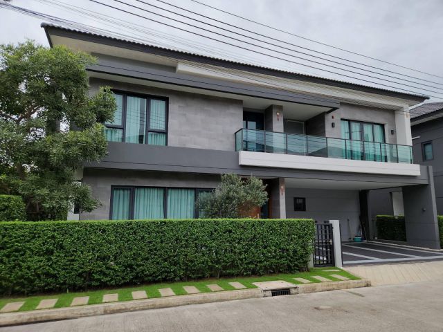 The city บางนา   บ้านขนาดใหญ่รองTOPโครงการ แปลงหัวมุม ถนนเมน
