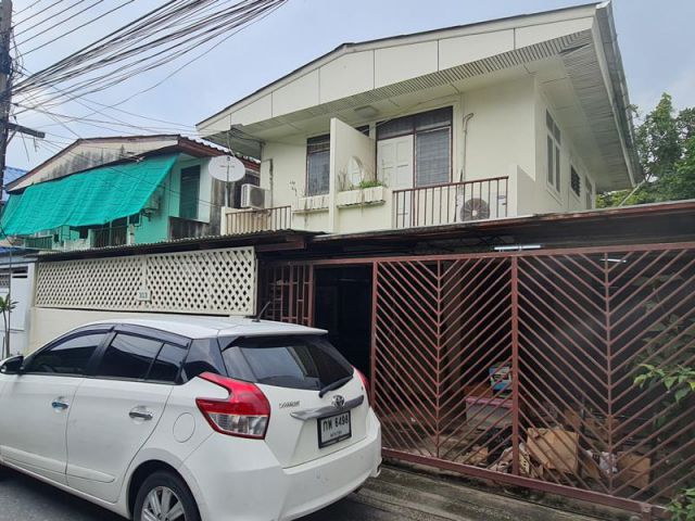 ขายบ้านเดี่ยว 2 ชั้น ใจกลางเมือง ทำเลทอง ราคาถูกสุด!