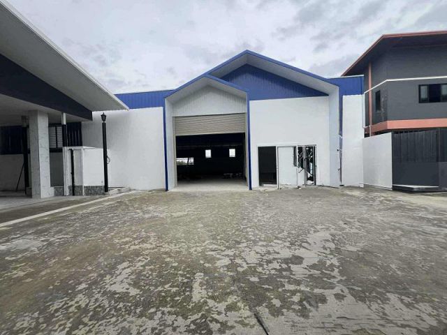 #ให้เช่าโกดังใหม่เก็บสินค้าลาดหลุมแก้ว ประทุมธานี ขนาด 260 ตรม  ตั้งอยู่คลองโซน6 ลาดหลุมแก้ว