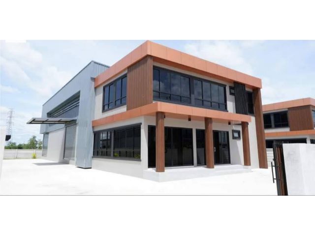 ขายที่ดินติดถนนใหญ่และโรงงาน พร้อมออฟฟิศ