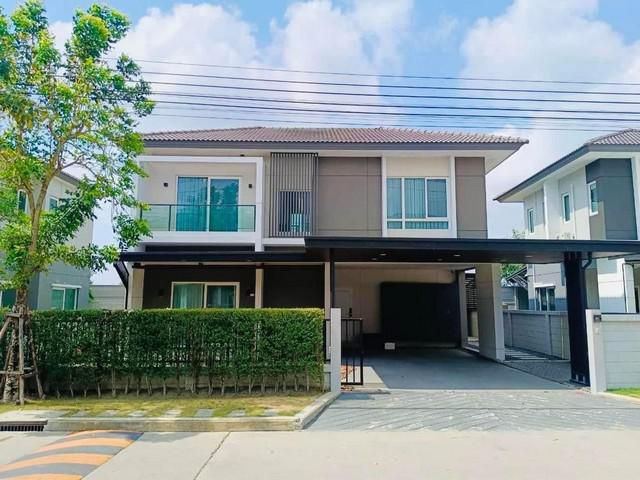 RH1382 ให้เช่าแะขาย บ้านเดี่ยว โครงการ, Centro พระราม 9 - กรุงเทพกรีฑา 60.4 ตรว. 4 ห้องนอน 3 ห้องน้ำ ใกล้ส่วนกลาง