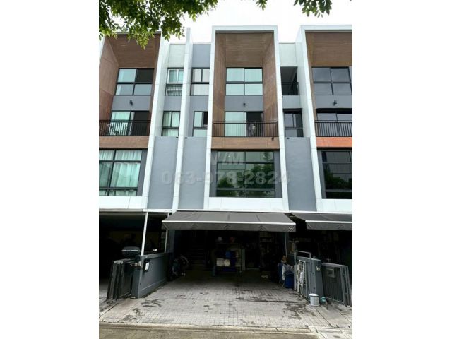VLM 1135  ขาย ทาวน์เฮ้าส์ 3.5 ชั้น  เลขที่ 33/66 หมู่บ้าน Arden พระราม 3