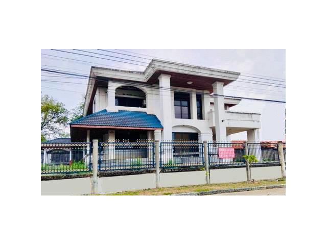 ขายบ้านเมืองเอกรังสิต 201 ตรว.บ้านหลังใหญ่ ราคาไม่แพง ใกล้ ม.รังสิต