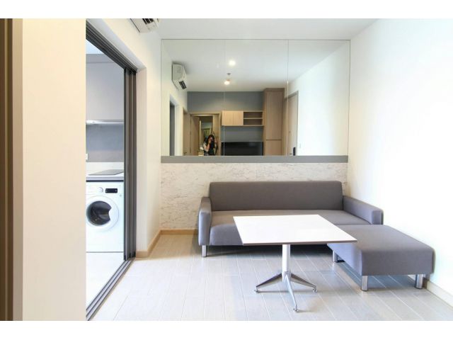 Whizdom Connect Sukhumvit for rent 1 bedroom 1 bathroom 30 sqm rental 17,000 baht/month