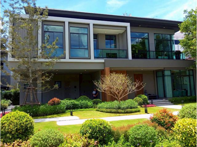 Bangkok Boulevard งามวงศ์วาน สไตล์ Modern Tropical Luxury Home  เนื้อที่เริ่มต้น 52- 174 ตารางวา 5 ห้องนอน