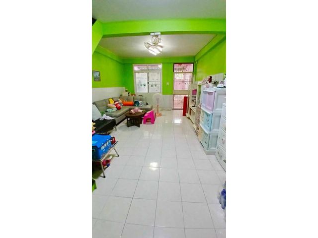 บ้านทาวน์โฮม 2ชั้น 19ตร.วา.ตลาดเอี่ยมสมบัติ 850ม.