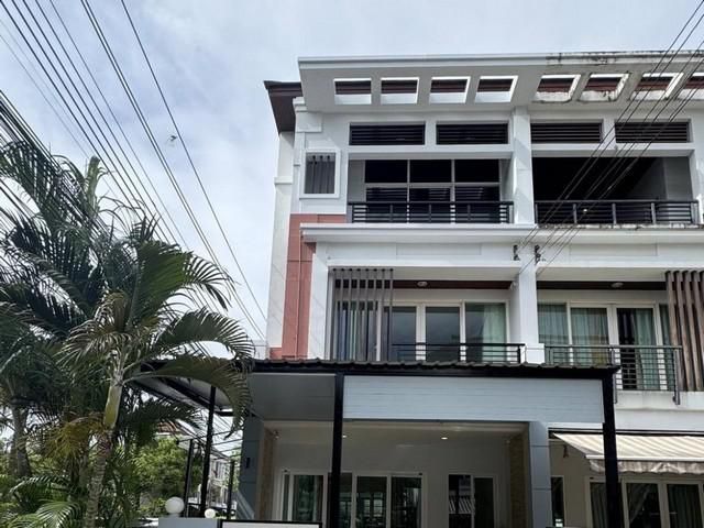 PB5721 ให้เช่าทาวน์โฮม 3 ชั้น โครงการ บ้านกลางเมือง เออร์บาเนี่ยน พระราม 9-ลาดพร้าว ซอยลาดพร้าว 84