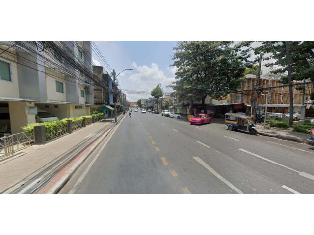 ขายที่ดิน ในซอย ตรอกบ้านหล่อ เข้าซอยไม่ถึง 100 เมตร ใกล้แหล่งท่องเที่ยวย่านพระนคร