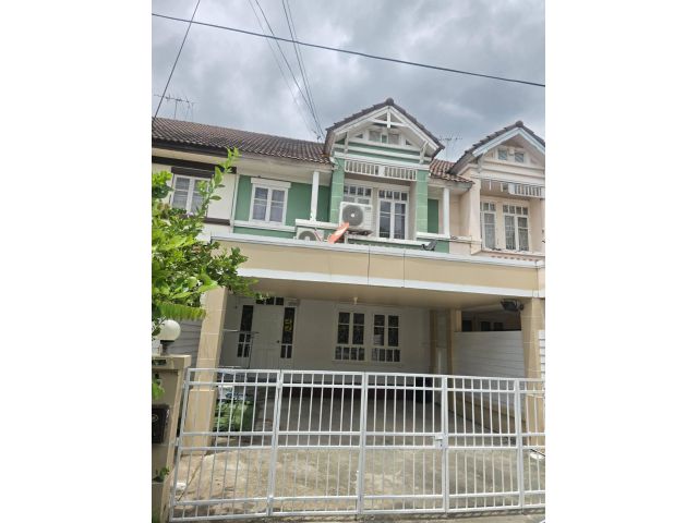 บ้าน เช่า ปิยวรารมย์ คลอง 4 ลำลูกกา 4ห้องนอน 3ห้องน้ำ