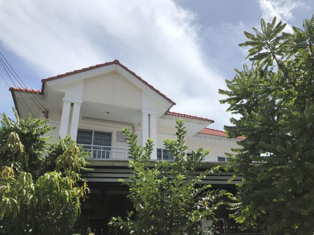 บ้านเดี่ยว หลังใหญ่ ลลิล อินเดอะพาร์ค รัตนาธิเบศร์-เวสต์เกต หลังริม เงียบสงบ น่าอยู่
