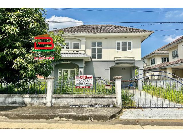 บ้านเดี่ยว หมู่บ้าน ประดับดาว 1-4 เนื้อที่ 50.7 ตรว. ถนนราชพฤกษ์ ต.ท่าอิฐ อ.ปากเกร็ด จ.นนทบุรี