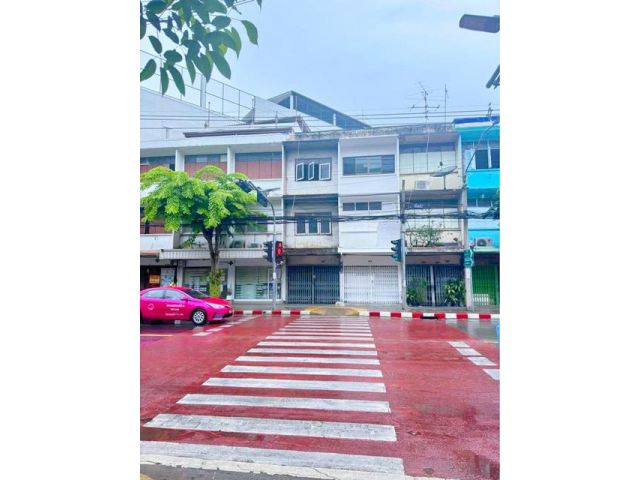 ให้เช่าตึกแถว 3 ชั้น 229ตร.ม.ไอคอนสยาม 445ม.BTSเจริญนคร วงเวียน