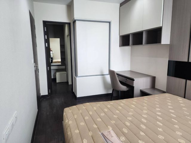 For Rent Condo Ideo Q Phayathai  fully furnished (S15-38418)