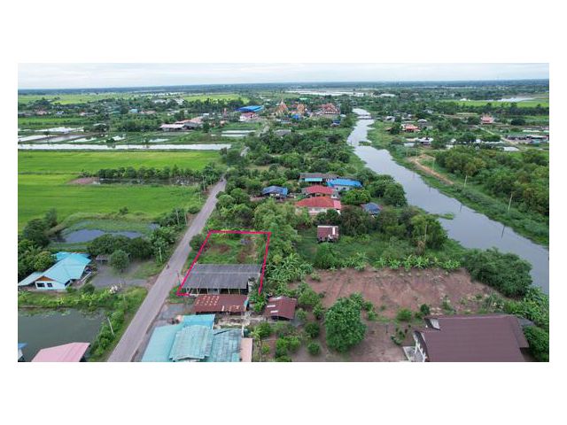 ขายที่ดินพร้อมสิ่งปลูกสร้าง เนื้อที่ 278 ตร.ว. ติดถนนชุมชน ขายพร้อมโอน 830,000 บาท