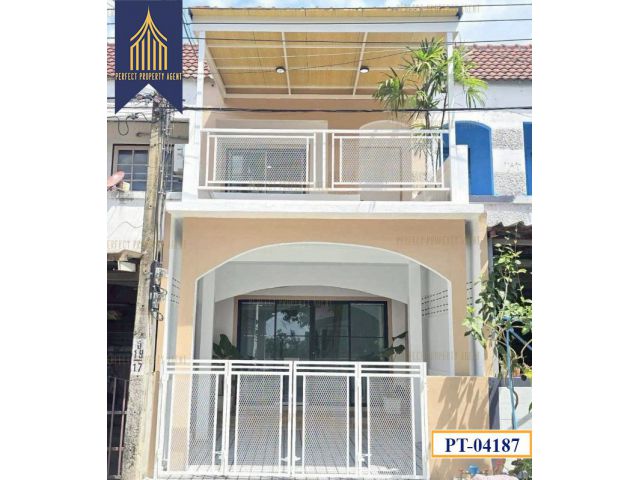 ทาวน์เฮ้าส์ศรีประจักษ์ 4 บางบัวทอง ราคาย่อมเยาว์