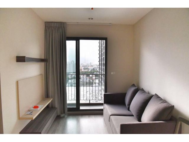 For Rent Condo Centric Ari Station  fully furnished (S15-4715)