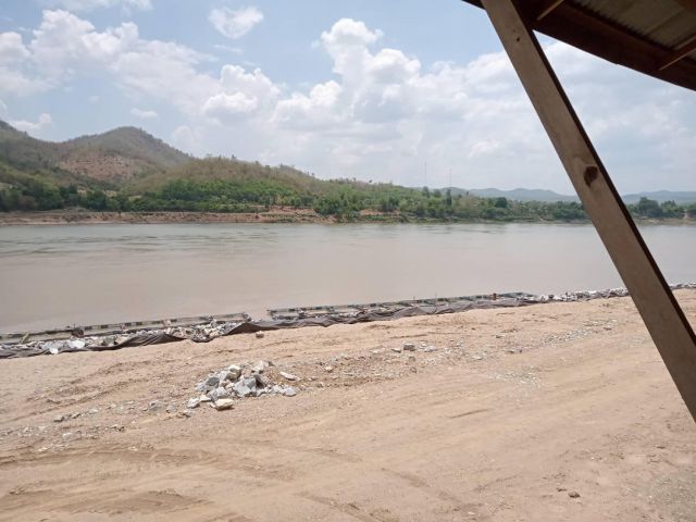 ที่สวยติดน้ำโขงเชียงคาน 4 ไร่ โฉนด 12 ล้าน บรรยากาศดีเหมาะกับบ้านพักตากอากาศมาก