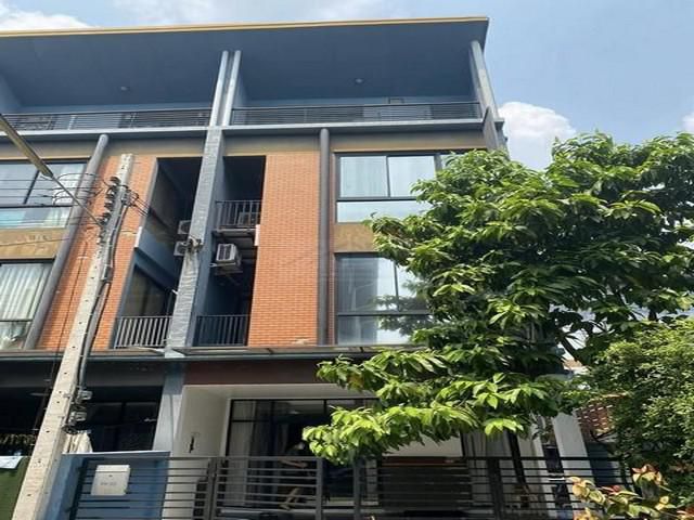PB5742 ให้เช่าทาวน์โฮม 3 ชั้น โครงการ haus35 ซ.แจ้งวัฒนะ–ปากเกร็ด 35 ติดสถานีรถไฟฟ้าเมืองทอง สายสีชมพู