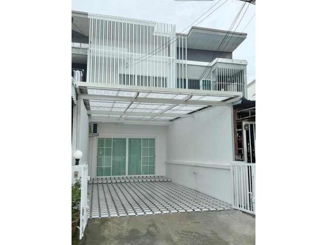TH71 ขายบ้าน Townhouse 2 ชั้น ติดถนน อยู่กลางเมือง ซอยบุญสัมพันธ์ ทำเลดี  สิ่งอำนวยความสะดวกครบครัน