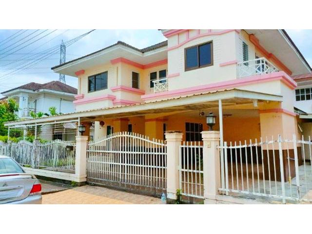 ถ.บางนา-ตราด51-55 โรบินสัน บางนา 700ม.บ้านเดี่ยว 2ชั้น 82 ตร.วา.