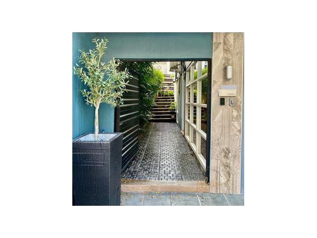 ให้เช่า Townhome Office ชั้น 1 Town in Town  หลังมุม เพียง 25,00