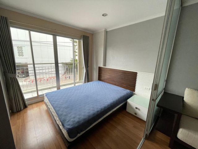 Rent nice condo lumpini 1 Beds  35 sqm. 2nd Floor zone Ram Intra-Lak Si
