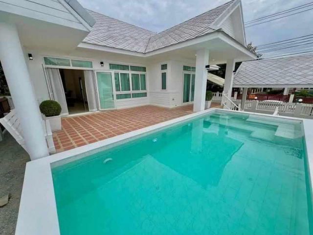 H882 ให้เช่าบ้านเดี่ยว พูลวิลล่า Amorn Village 3 ห้องนอน 2 ห้องน้ำ