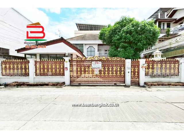 บ้านเดี่ยว ซอยงามวงศ์วาน 9 แยก 5 เนื้อที่ 107 ตรว. ถนนงามวงศ์วาน ต.บางกระสอ อ.เมือง จ.นนทบุรี