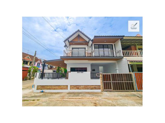 ขาย ทาวน์เฮ้าส์ 2ชั้น หลังมุม 5ห้องนอน มบ.พูนสินธานี3 ถ.เคหะร่มเกล้า64 ราษฎร์พัฒนา รามคำแหง รีโนเวทใหม่ พร้อมอยู่