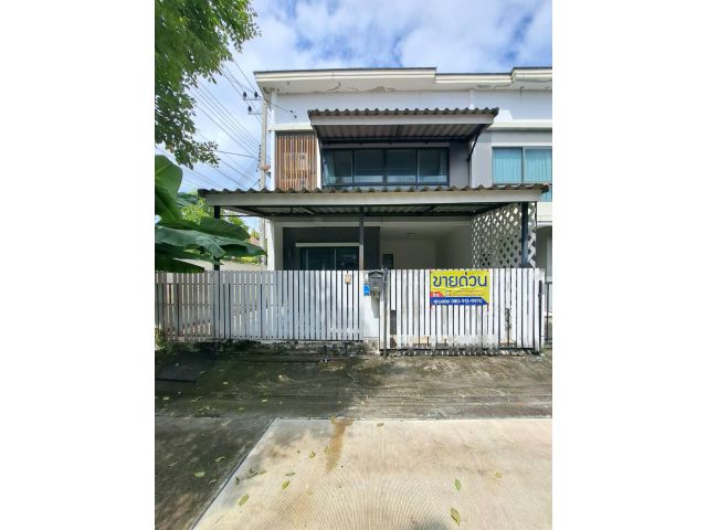 บ้านพฤกษา83 บรมราชชนนี-สาย5 ทาวน์โฮม2ชั้น หลังมุม เจ้าของไม่เคยเข้าอยู่ สภาพภายใหม่ใหม่เอี่ยม อยู่ติดห้างเซ็นทรัลศาลายา