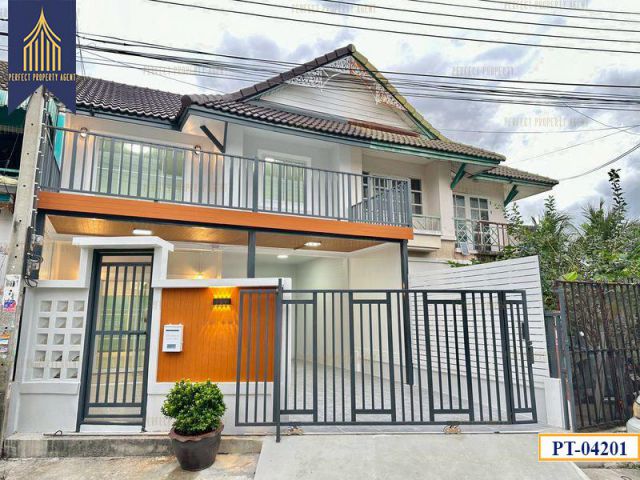 ขาย ทาวน์เฮ้าส์ พฤกษา 18 ซอยแก้วอินทร์ บางใหญ่ นนทบุรี แต่งใหม่ทั้งหลัง