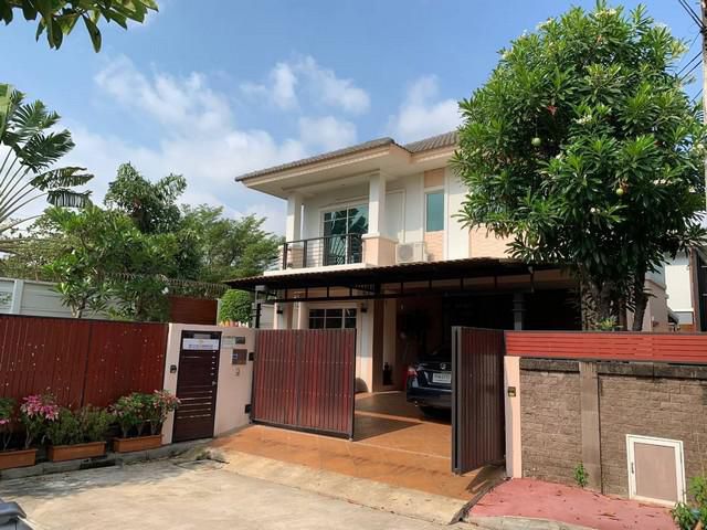 RH1404 ให้เช่าบ้านเดี่ยว 2 ชั้นบิ้วอินทั้งหลัง 3 ห้องนอน 2 ห้องน้ำ ถนนพัฒนาชนบท 3 ตกแต่งพร้อมอยู่