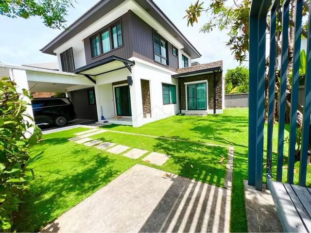 ให้เช่าและขายบ้านเดี่ยว 2 ชั้น 70.1 ตรว. 4 ห้องนอน โครงการมัณฑนา บางนา กม.7 เฟอร์พร้อมอยู่  ใกล้เมกะบางนา มีห้องนอนชั้น