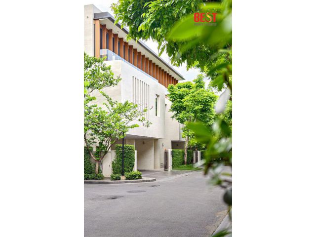ขายวิลล่าสุดหรูใจกลางเมือง Park Heritage พัฒนาการ (Type L) บ้านเดี่ยว 3 ชั้น พร้อมลิฟต์ส่วนตัวและสระว่ายน้ำในบ้าน