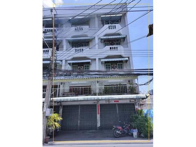 เดิน 300 เมตรถึง MRT! อาคารพาณิชย์ 4 ชั้นครึ่ง ให้เช่า