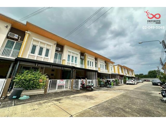 ขายทาวน์โฮม โกลเด้นทาวน์ 2 อ่อนนุช-ลาดกระบัง ใกล้สุวรรณภูมิ 2ชั้น 16.4ตร.ว.
