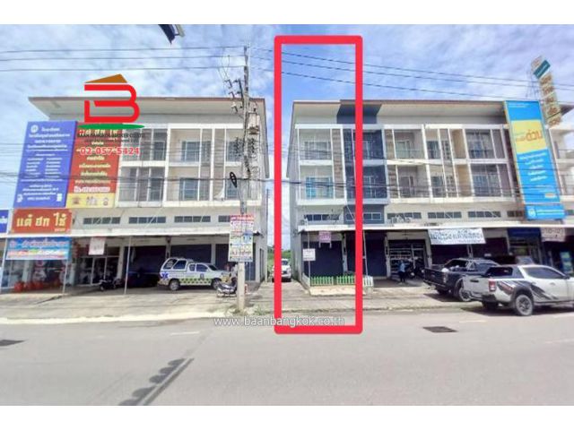 อาคารพาณิชย์ หมู่บ้าน พฤกษาวิลเลจ เนื้อที่ 20 ตรว. ถนนทางหลวงแผ่นดินหมายเลข.3452 ต.หน้าเมือง อ.เมือง จ.ปราจีนบุรี