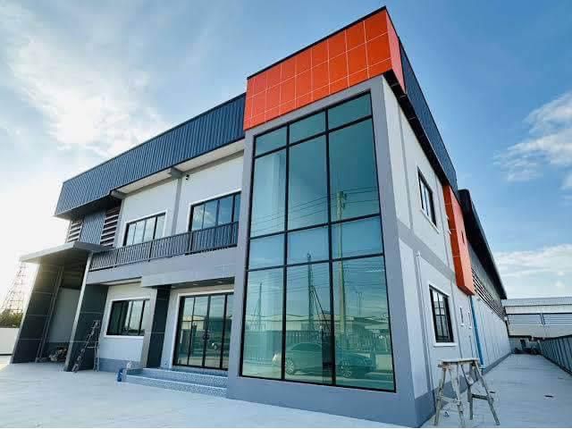 ที่ดินติดถนนใหญ่พร้อมสร้างโรงงาน โกดัง คลังสินค้า