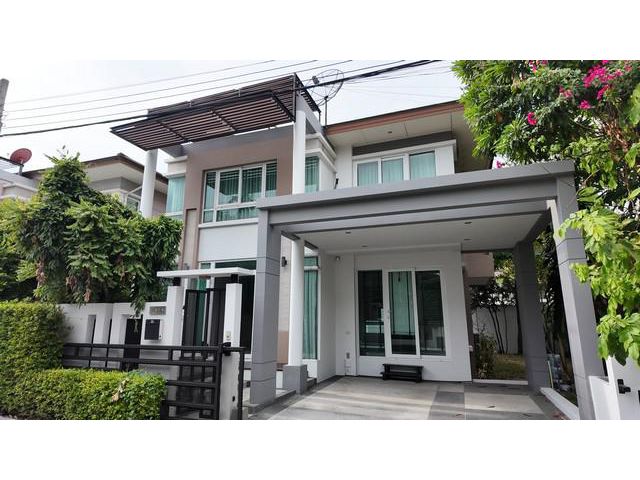 ขายบ้านเดี่ยว หมู่บ้าน แกลเลอรี่ เฮาส์