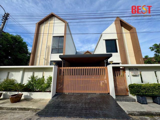 ขายบ้านเดี่ยว สร้างเอง วังทองริเวอร์ปาร์ค รังสิต สภาพใหม่เพียง 2 ปี ใกล้ สนามบินดอนเมือง สนามกอล์ฟธูปะเตมีย์ โทลเวย์