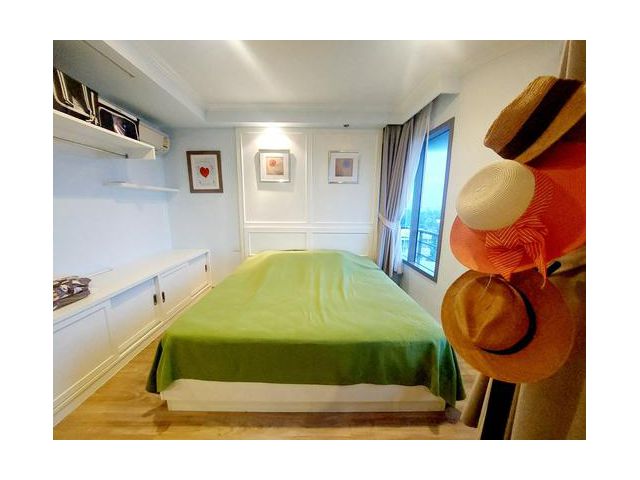 ขายคอนโดบ้านแสนงาม หัวหิน ติดหาด ห้องมุม วิวทะเล 2 ห้องนอน 2 ห้องน้ำ พร้อมอยู่