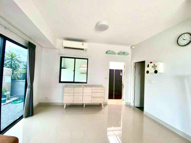 ขายทาวน์โฮม 2 ชั้น หมู่บ้านพลีโน่ ดอนเมือง – สรงประภา ขนาด 29.6 ตร.วา 3 ห้องนอน 2 ห้องน้ำ แขวงสีกัน เขตดอนเมือง กรุงเทพ