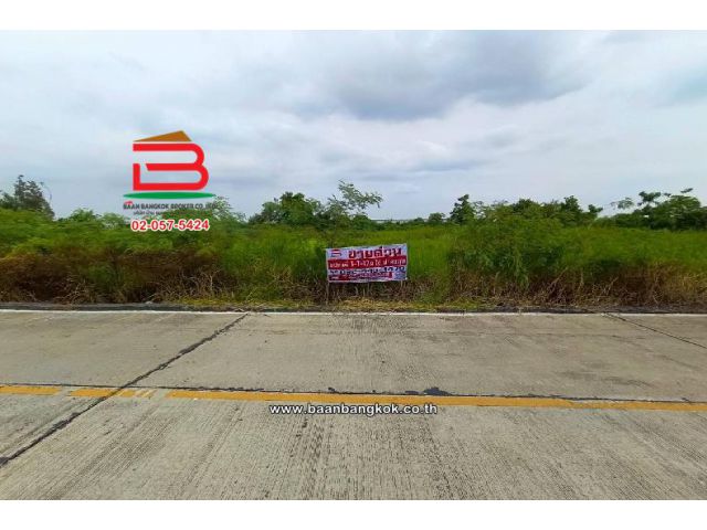 ที่ดินเปล่า แปลงสวย ซอยคริสจักรปทุมธานี เนื้อที่ 1-1-17.9 ไร่ ใกล้วัดนักบุญมาร์โก ถนนทางหลวงหมายเลข 307 ตำบลบ้านฉาง อำเภอเมือง จังหวัดปทุมธานี