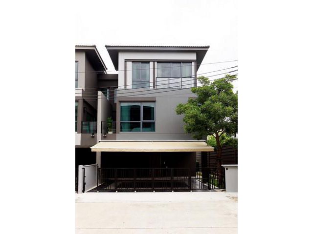 ให้เช่าบ้านเดี่ยว  บ้านกลางเมืองEditionบางนา ติด สนามกอล์ฟเมืองแก