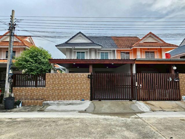 หมู่บ้านพฤกษา33