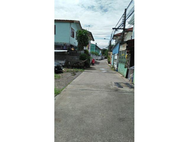 ขายที่ดินพร้อมสิ่งปลูกสร้าง ขายตามสภาพ ซอยวัดด่านสำโรง สุขุมวิท 113 ไม่ไกลสถานีบีทีเอส สำโรง ปู่เจ้า และบางนา อุดมสุข