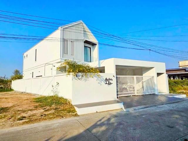 ร่มเกล้า15-23 ในโครงการหมู่บ้าน นอร์ดิก 66ตร.วา บ้านเดี่ยว 2 ชั้