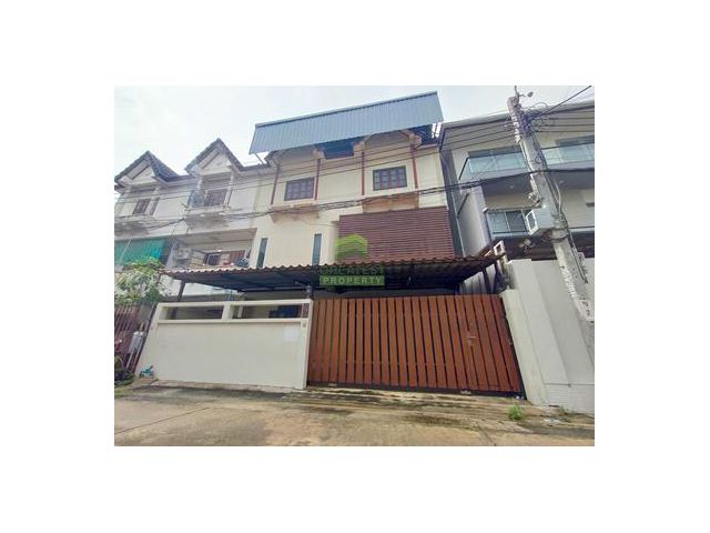 ขายทาวน์เฮ้าส์ 3 ชั้น ซอยจรัญสนิทวงศ์95/1 เนื้อที่ 36 ตร.ว ต่อเติมเต็มพื้นที่ ทำเลดี เหมาะพักอาศัย โฮมออฟฟิศ