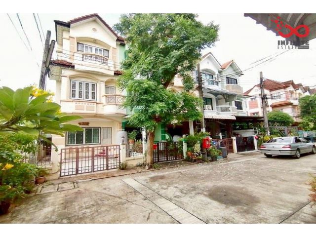 ขายทาวน์เฮาส์ 3ชั้น บ้านรรินธร บางกรวย–ไทรน้อย นนทบุรี  24ตร.ว.
