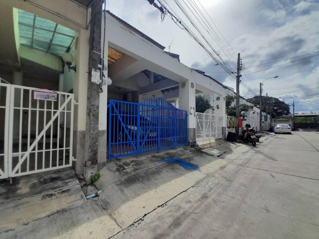 ขายถูกทาวน์เฮ้าส์ 2 ชั้น หมู่บ้านชวนชื่น เขตประเวศ (N.764)